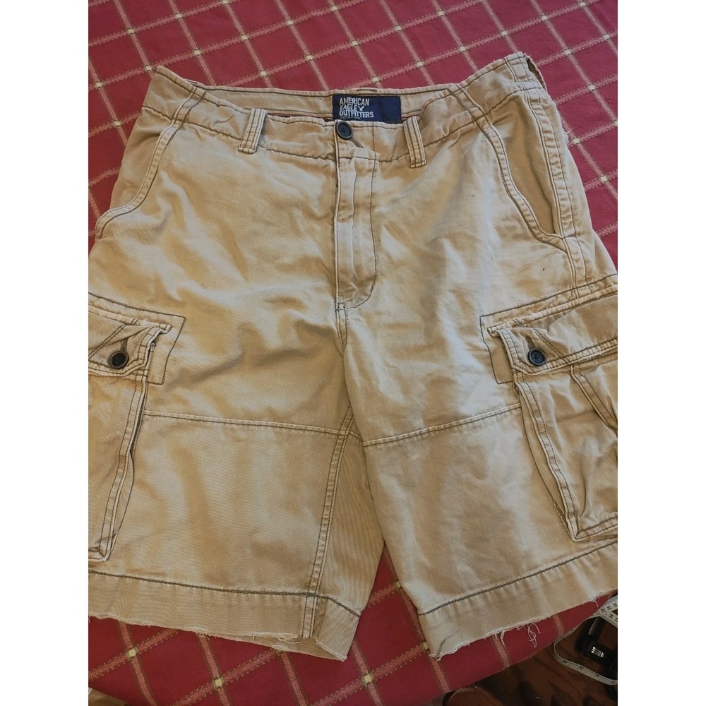 American Eagle Outfitters Mens 34 Y2K Cargo Shorts Khaki Distressed Raw Hem